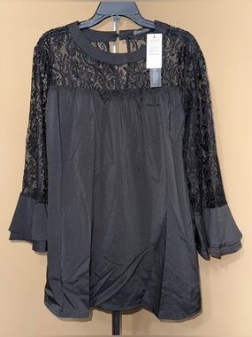 NWT ZANZEA Black Lace Yoke Bell Sleeve Blouse. Size XXXL.
